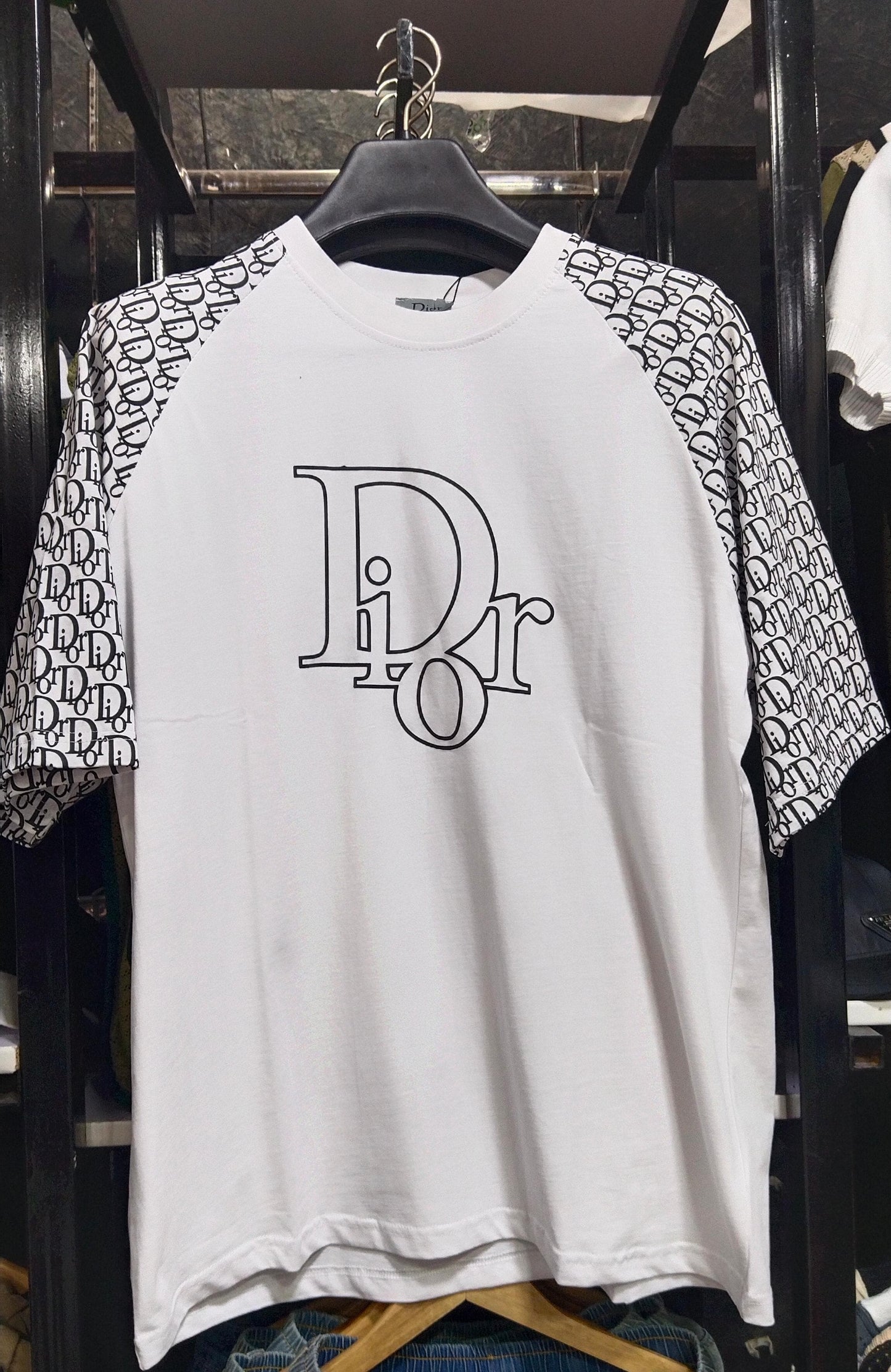 Down shoulder T shirt