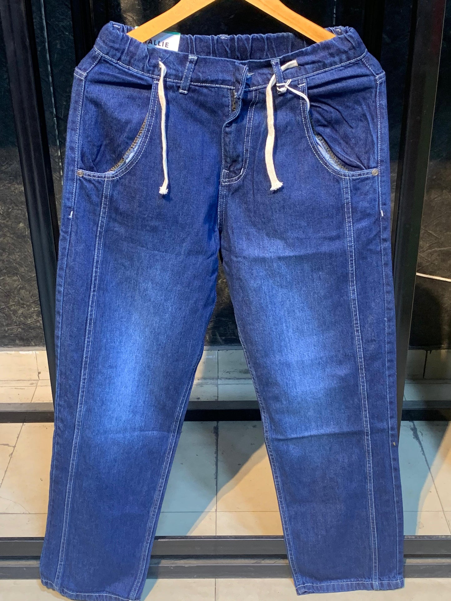 Plain Baggy Pants – Relaxed Streetwear Fit