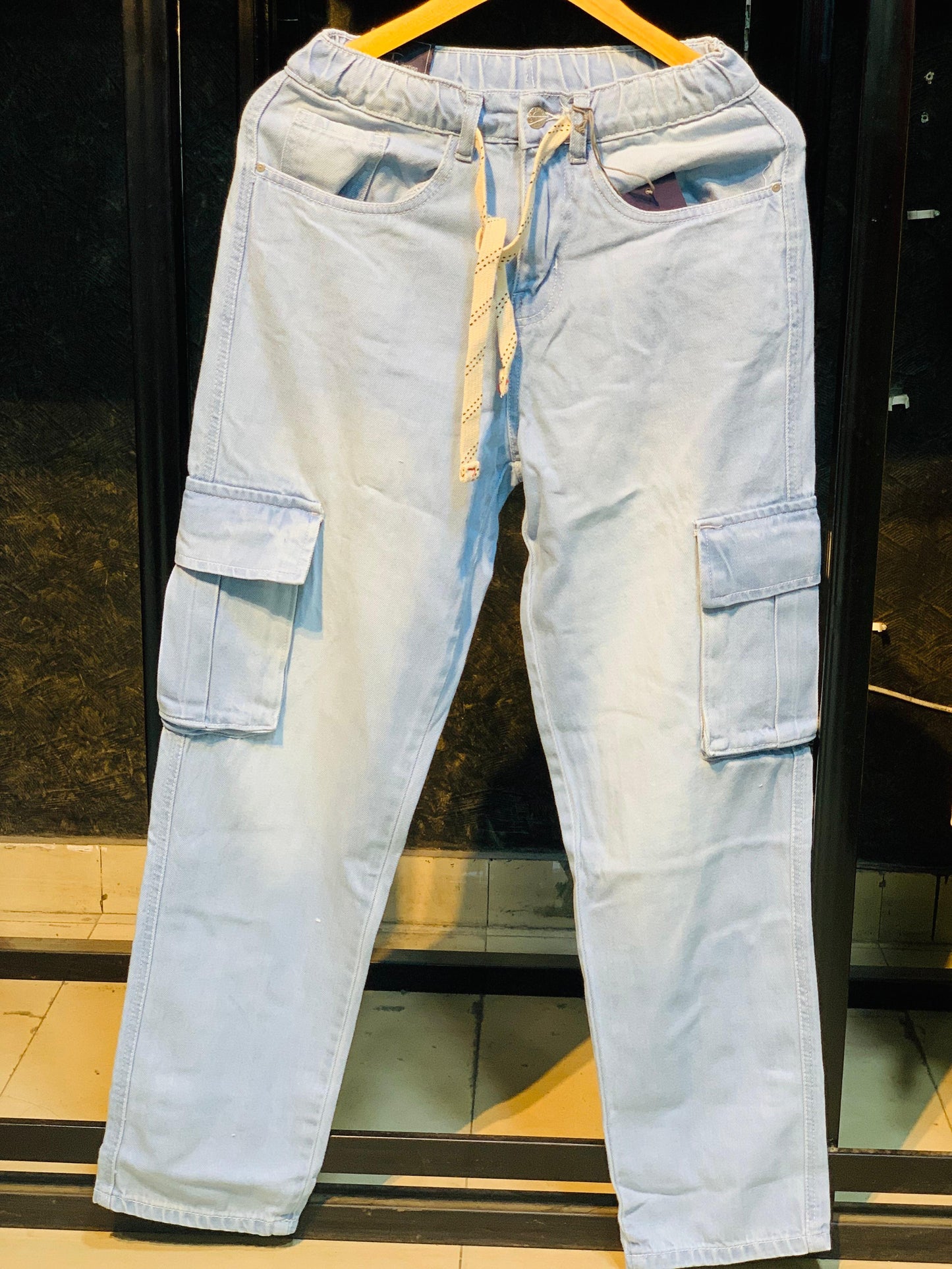 Baggy Six-Pocket Cargo Jeans – Streetwear Utility Fit